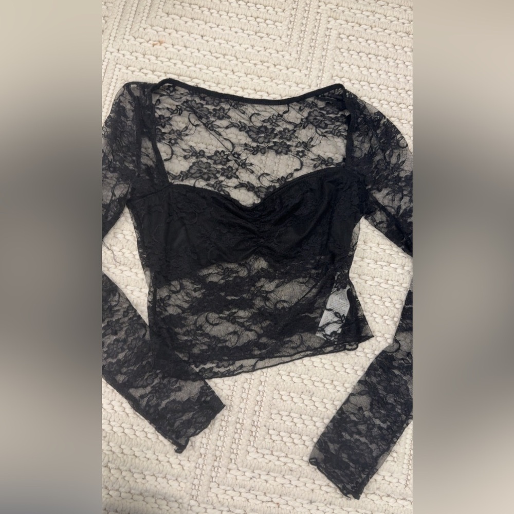 Black Lace Long Sleeve Top